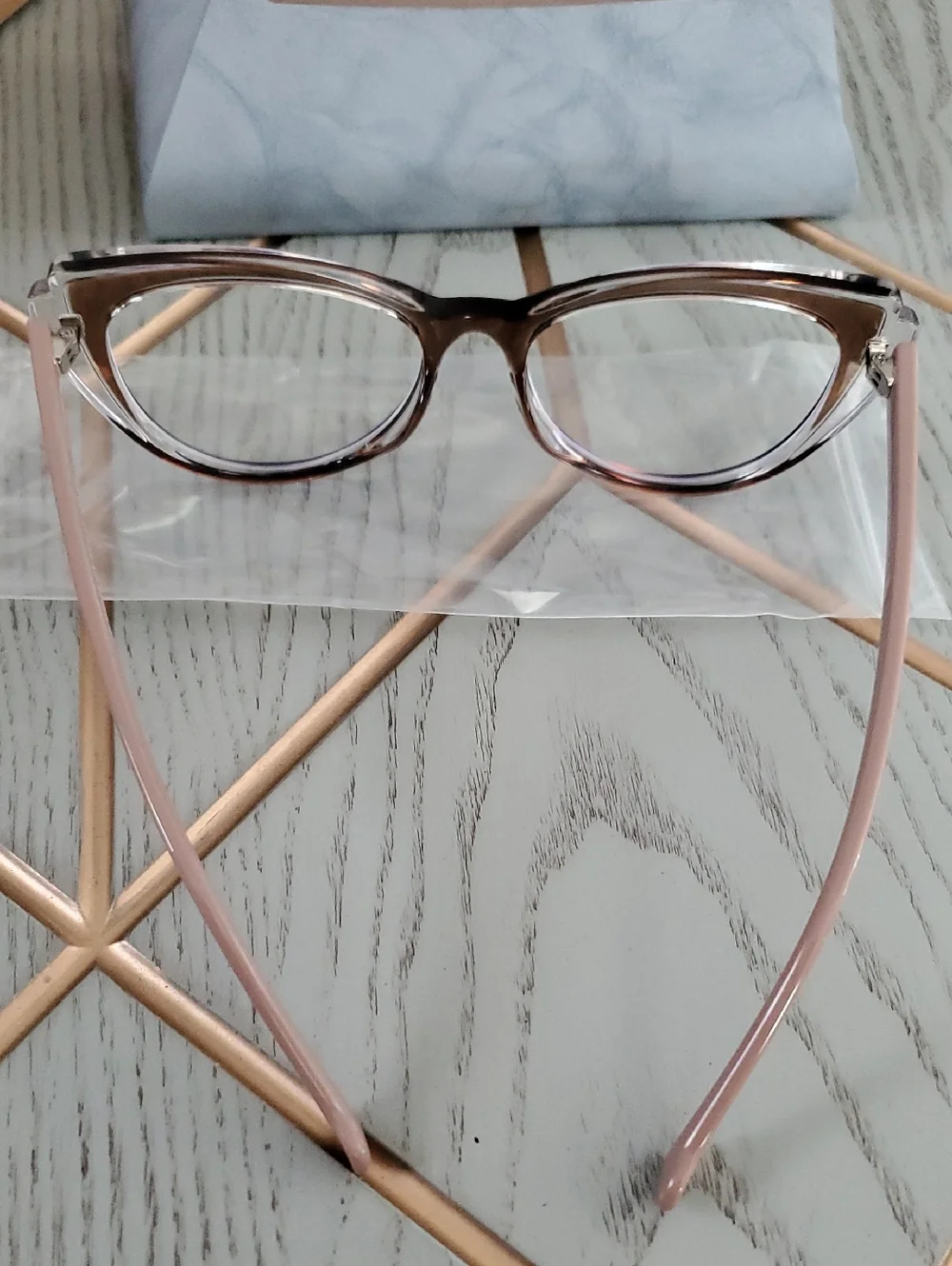 New Doeraymi Blue Light Blocking Cat-Eye Eyeglasses with Pink Cloth. 55-19-150.